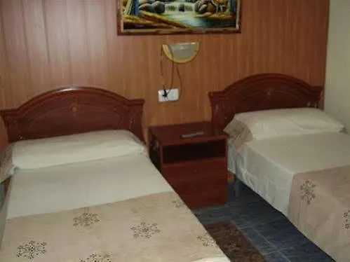 Hostal Europa-1